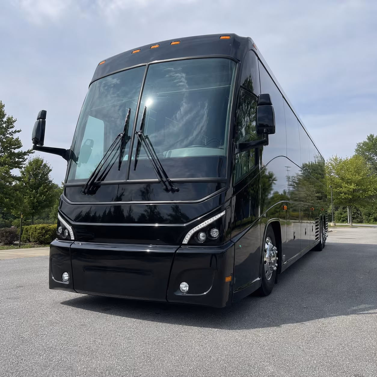 charter buses from troy to chicago columbus and beyond on i 75 and i 94
