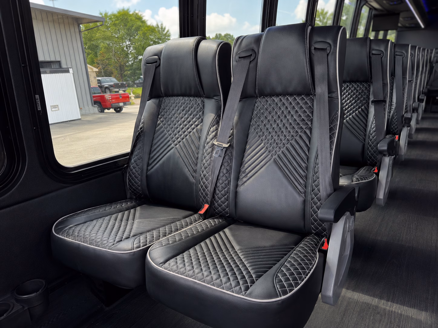 how the type of bus changes the price in troy michigan