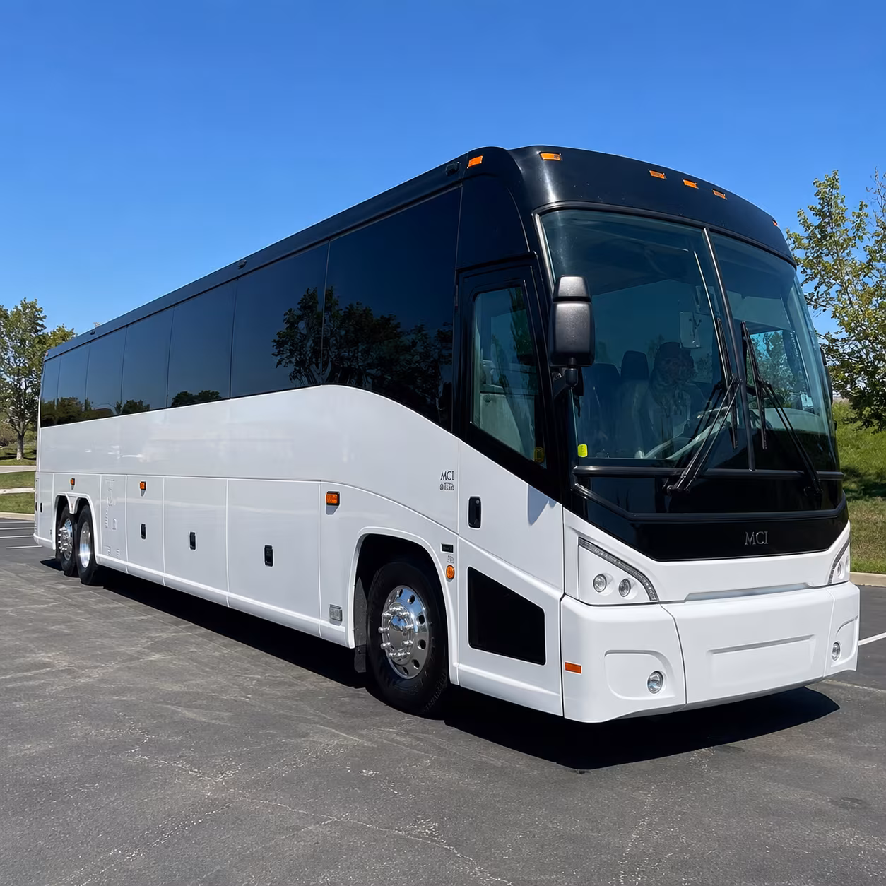 shuttle buses from troy s hotel corridor to dtw and regional airports
