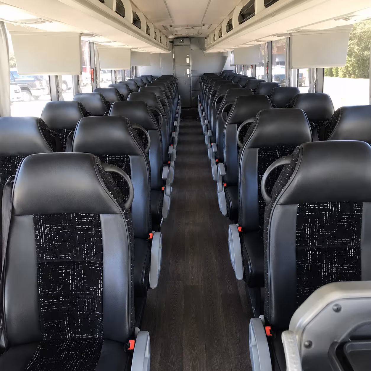 traverse city and leelanau peninsula wine trail charter buses from troy