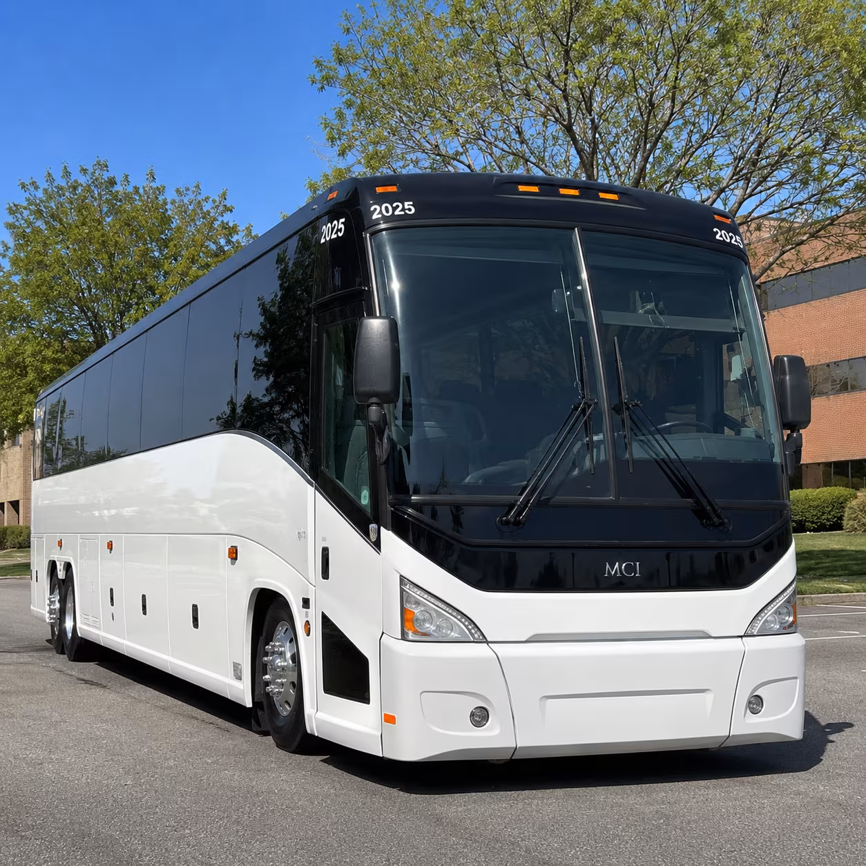 troy corporate shuttles for automotive summits office transfers and conference days